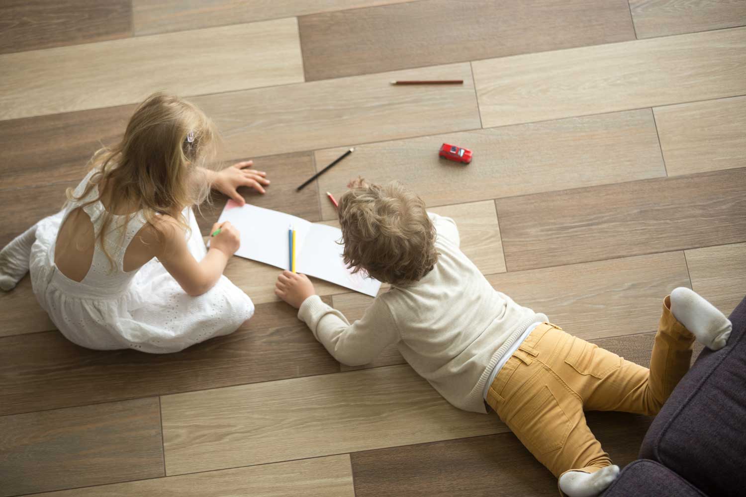 Why Vinyl Flooring is Perfect for Summer in Plymouth / Maple Grove
